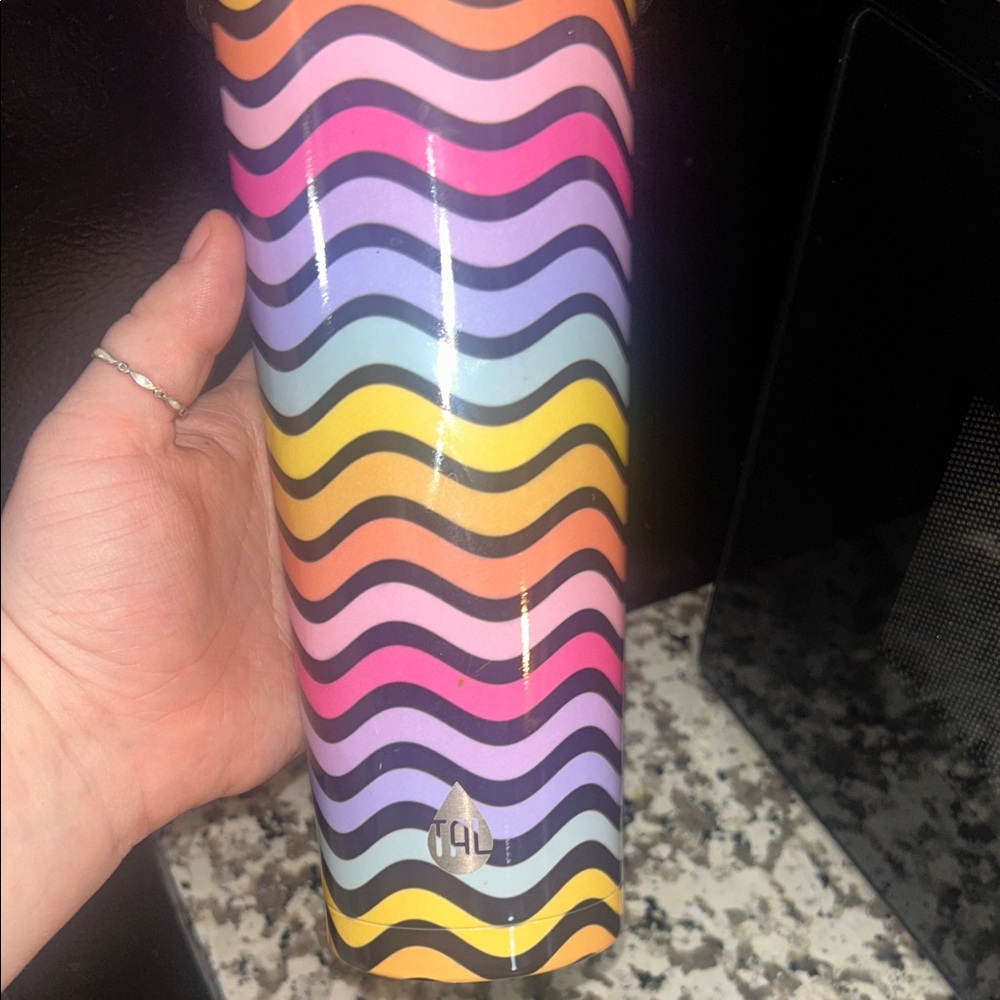 Colorful Wave Pattern Tumbler
